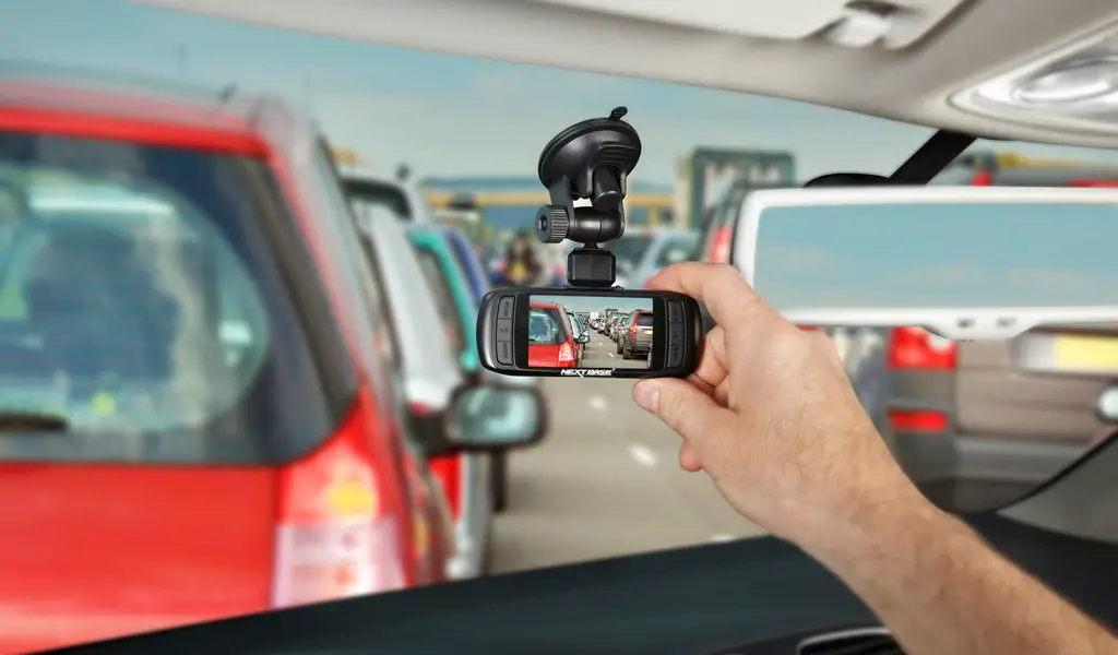 Do Dash Cams Drain Your Battery When Hardwired?
